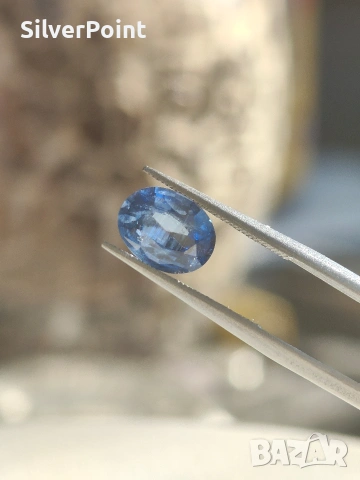Сапфир син 1.39 карата с швейцарски сертификат , снимка 3 - Други - 54103826