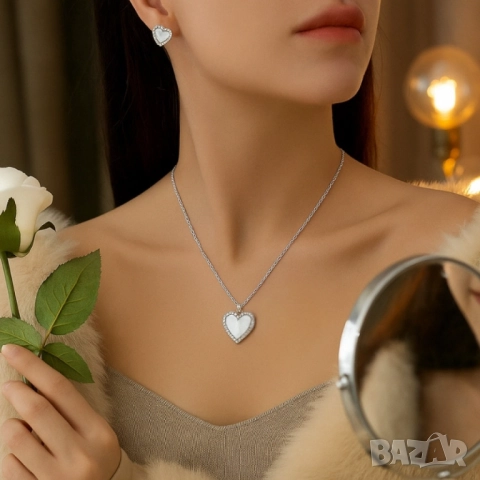 Стилен комплект бижута със сърца - Колие с обеци/ устойчив метал, снимка 3 - Бижутерийни комплекти - 51926891