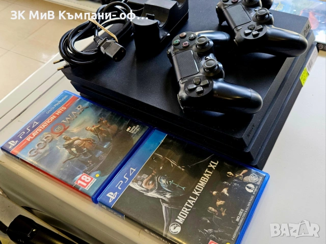 Sony PlayStation 4 Pro 1TB 01587-26, снимка 3 - PlayStation конзоли - 54173623