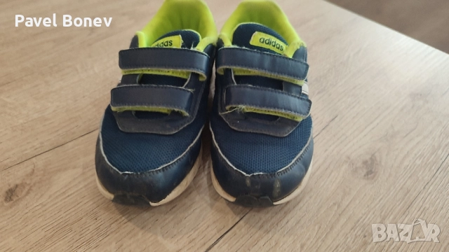 Детски маратонки Adidas 31, снимка 3 - Детски маратонки - 52012607