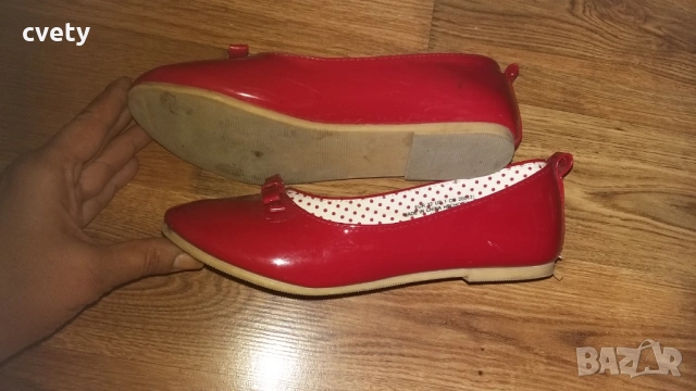 Лачени обувки НМ 32 номер, снимка 3 - Детски обувки - 54166718