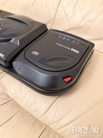 SEGA Mega Drive + Mega-CD II | Пълен комплект | Кутия | Игри, снимка 11 - Други игри и конзоли - 52956573
