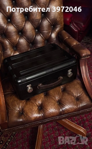 Винтидж куфар от бакелит , снимка 2 - Антикварни и старинни предмети - 53852078