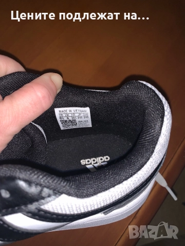 Спортни обувки Adidas 39 1/2, снимка 3 - Детски обувки - 52730238