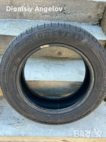 2бр гуми на GoodYear 185/60R15, снимка 2 - Гуми и джанти - 48500149