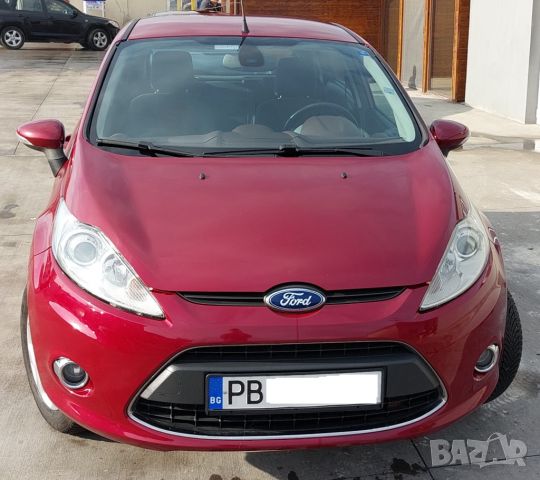 Ford Fiesta Titanium, снимка 1 - Автомобили и джипове - 45080043