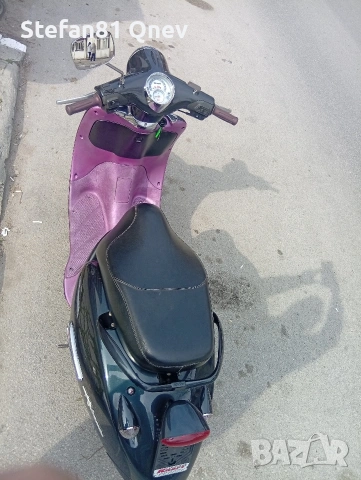 Хубав скутер Априлия 50 , снимка 7 - Мотоциклети и мототехника - 54185795