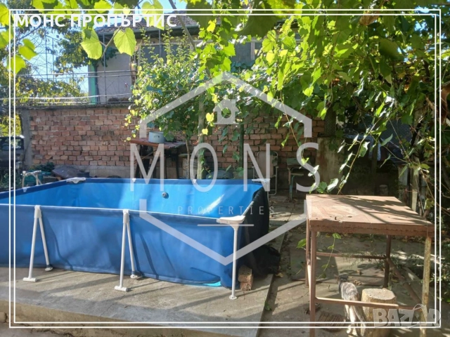 Двуетажна къща с двор и басейн в гр. Дебелец, обл. В. Търново, снимка 4 - Къщи - 51846250