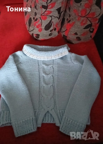 Дамски пуловер ръчно плетиво , снимка 2 - Блузи с дълъг ръкав и пуловери - 54031952