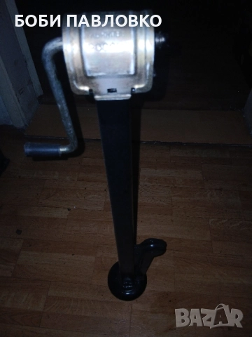 Оргинален винтов крик лада нива, снимка 9 - Аксесоари и консумативи - 51971806