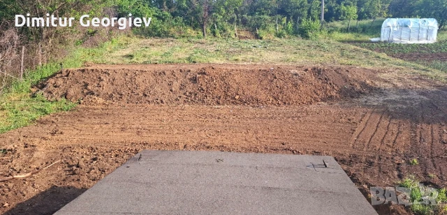 парцел с гараж 810 кв.м, снимка 10 - Парцели - 50960281