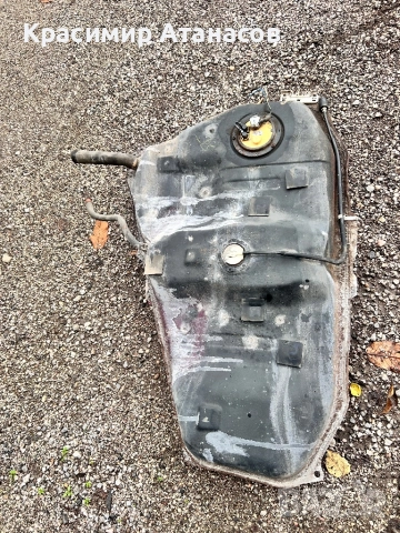 Резервоар за Тойота корола версо. 2004-2009г. Дизел 