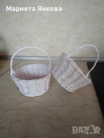 МАЛКИ БЕЛИ РЪЧНО ПЛЕТЕНИ КОШНИЧКИ, снимка 4 - Декорация за дома - 44809636