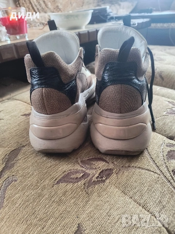 дамски маратонки  Galdini 39номер, снимка 2 - Маратонки - 54004360