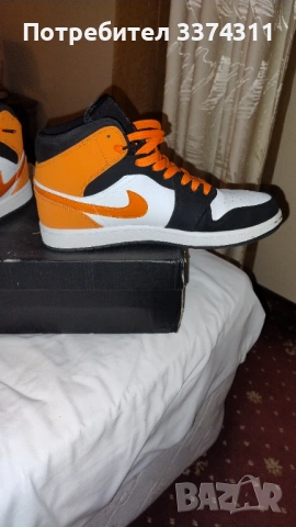 Уникални маратонки кецове Jordan1 среден размер,кожа, снимка 2 - Маратонки - 53450018