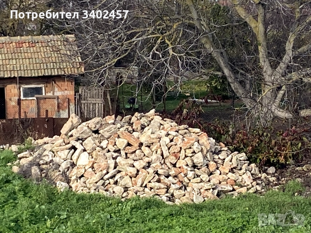 КАМЪК – ~8 м³, чист и сух, гр. Шабла, готов за товарене, снимка 2 - Строителни материали - 52539014