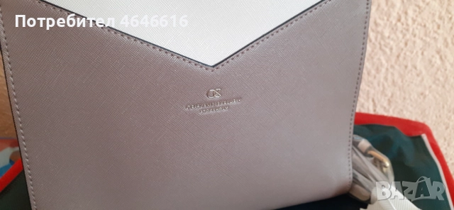 Дамска чантичка, снимка 6 - Чанти - 52355622