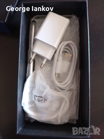 Смарт телефон , снимка 3 - Samsung - 52075941