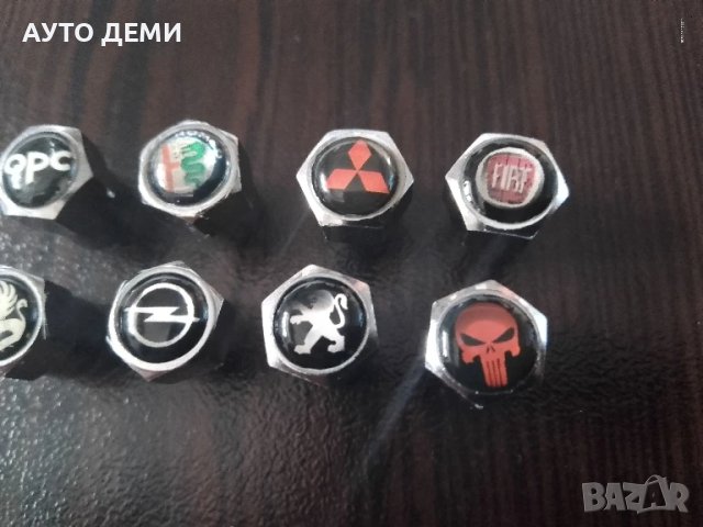 4 бр-3.40 лв Пластмасови хром цвят капачки за вентили на гуми на кола мотор велосипед , снимка 14 - Аксесоари и консумативи - 50168796