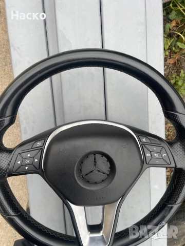 Трилъчев волан с еърбег Mercedes W204 W212 W218, снимка 5 - Части - 52343326