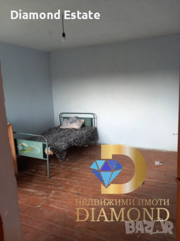 Къща в село Козаревец, обл. Стара Загора, снимка 6 - Къщи - 53257606