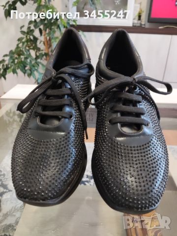 Стилни черни обувки , снимка 2 - Дамски ежедневни обувки - 46400380