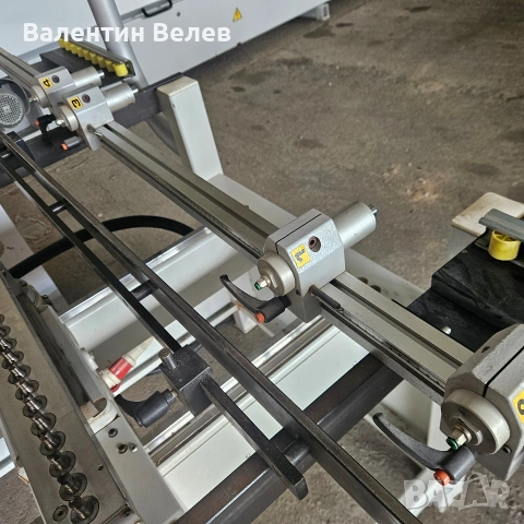 Почти нова триглава многошпинделна машина VITAP FORMA 3, снимка 8 - Други машини и части - 53632050