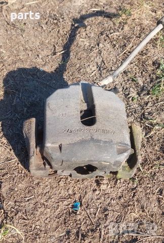 Преден Десен Спирачен Апарат БМВ 5 E39 - 6022296, снимка 2 - Части - 53761502