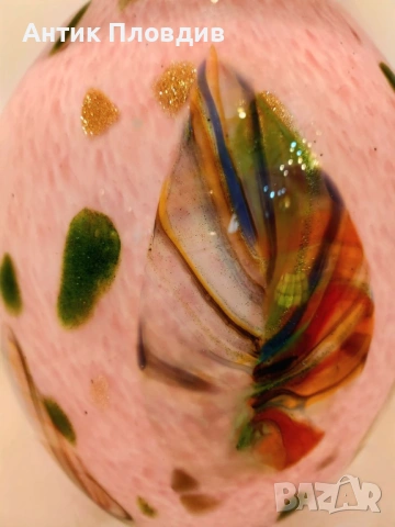 Ръчно изработена стъклена ваза в розово, снимка 3 - Декорация за дома - 53382359