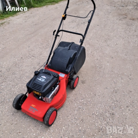 Бензинова косачка BRIGGS N STRATTON , снимка 2 - Градинска техника - 54252844