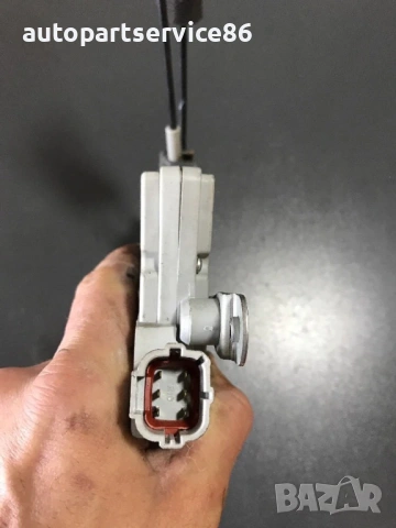 Механизъм за заключване на задна дясна врата за Subaru Forester (2003–2008) , снимка 2 - Части - 54215589