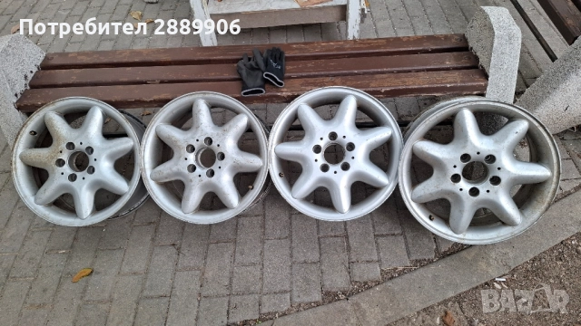 Продавам зджанти за Мерцедес 16 цола без капачки. 