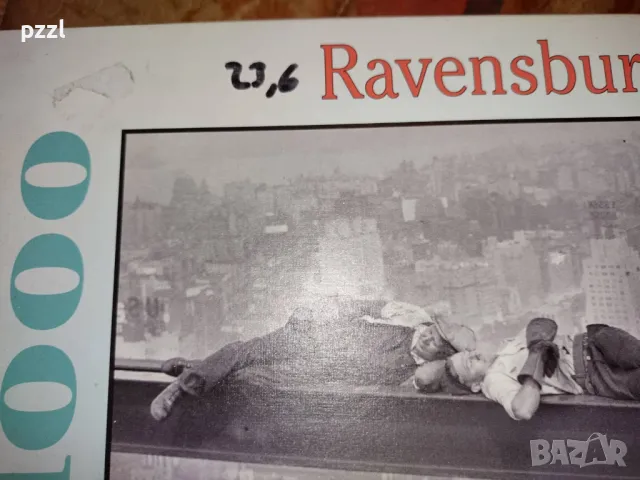 Пъзел "Radio city workers nap, 1932" Panorama 2000г. Ravensburger 1000 части , снимка 5 - Пъзели - 49638332