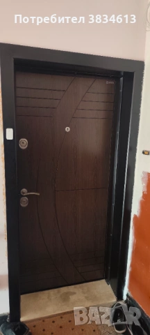 Продавам 3 стаен апартамент 