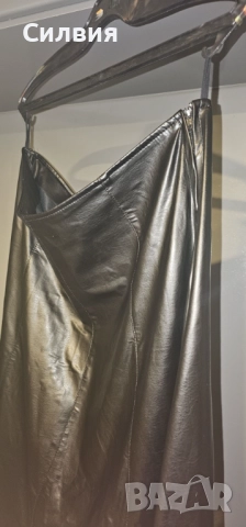 Чисто нова черна дълга лъскава кожена пола, размер "L", снимка 6 - Поли - 52409487