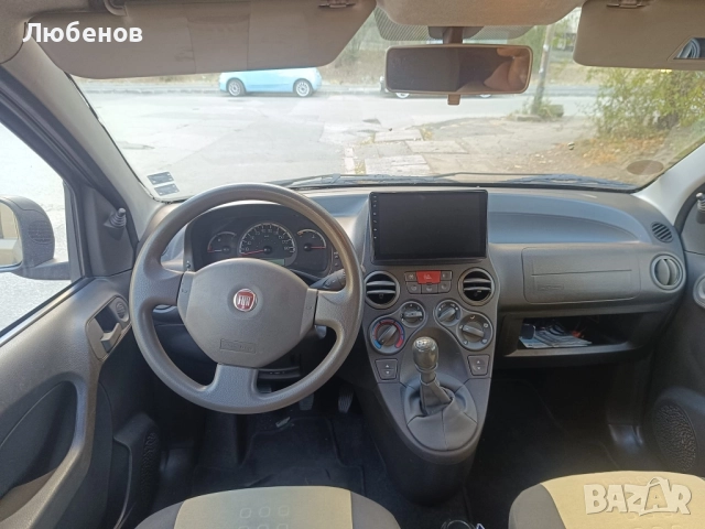 Фиат Панда 2011 г., снимка 11 - Автомобили и джипове - 52453713