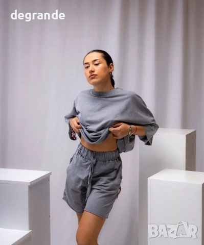 Дамски спортен комплект от две части