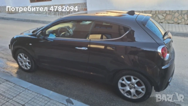 Продава лек автомобил