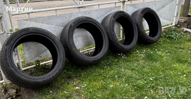 Гуми 235/45/17 