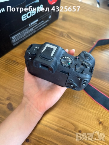 Canon R8 + 50mm 1.8 + пълен фотографски комплект + гаранция. Като нов, снимка 6 - Фотоапарати - 52011529