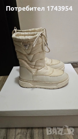 Апрески Guess