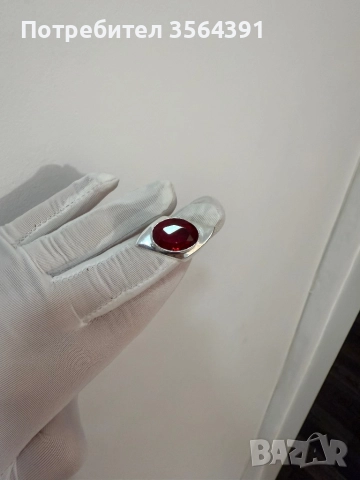 Сребърен пръстен с червен кристал, снимка 2 - Пръстени - 52745444