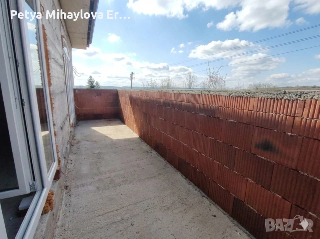 Двуетажна къща с Акт 14 в с. Хераково, снимка 4 - Къщи - 53702535