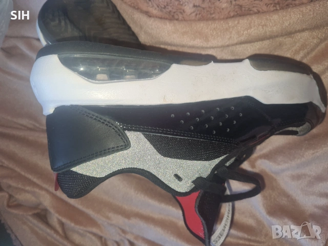 Маратонки Джордан , снимка 3 - Маратонки - 54287282