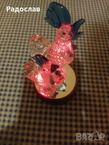 светеща стъклена статуетка Петел, снимка 4 - Статуетки - 54284141