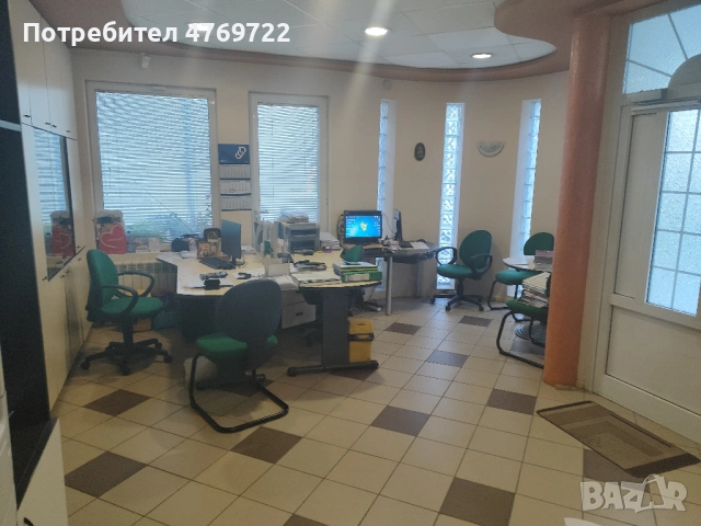 Продавам /давам под наем/ офис в центъра на гр. Шумен, снимка 4 - Етаж от къща - 53885501