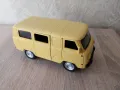 uaz 452 буханка  мащаб 1:24, снимка 1