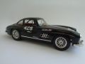 1:18 BBURAGO MERCEDES BENZ 300 SL ИГРАЧКА КОЛИЧКА МОДЕЛ, снимка 3