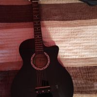 Продавам чисто нова акустична китара , снимка 2 - Китари - 45680371