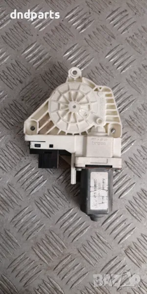 Моторче стъклоповдигач Audi A6 4F 2006г.(задно дясно)	, снимка 1